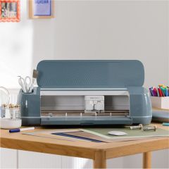 Cricut 2011290 Maker 4 Kesici Makine + Temel Aksesuar Paketi - Hobi&El Sanatları & DIY Projeleri Rulo Tutucu Hediyeli