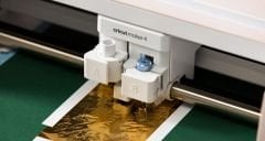 Cricut 2011290 Maker 4 Kesici Makine + Temel Aksesuar Paketi - Hobi&El Sanatları & DIY Projeleri Rulo Tutucu Hediyeli