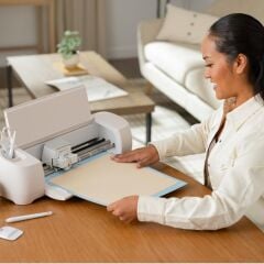 Cricut 2011774 Puff Iron On 30.5cmx48.3cm Beyaz