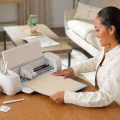 Cricut 2011775 Puff Iron On 30.5cmx48.3cm Siyah